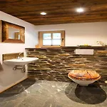Chalet Steinbock, St Martin Am Tennengebirge